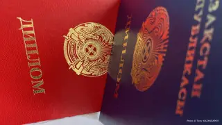 “Бакалавр за 2 года“. Министр отреагировал на “университет блогеров“