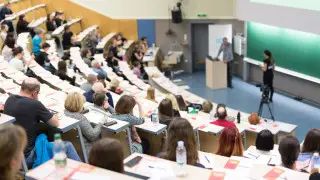 “Застряли в нулевых” - Саясат Нурбек ответил на вопрос, нужен ли диплом в Казахстане