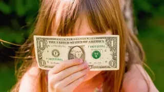 12 тысяч детей лишились выплат из Нацфонда - что объяснил Нацбанк