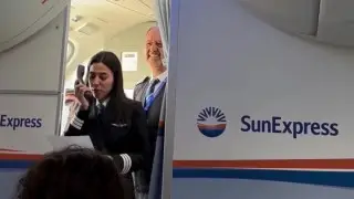 Последний рейс капитана с дочерью: трогательное видео из Турции обсуждают в сети