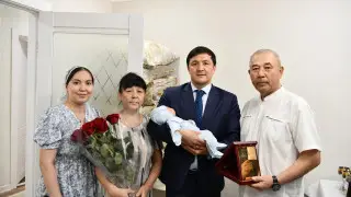 В Актобе родился 600-тысячный житель города 