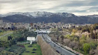 “Окажутся в каменном веке“: США бомбят гражданскую инфраструктуру в Иране