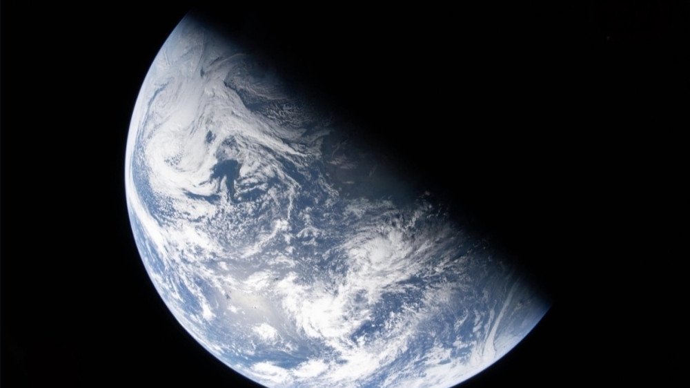 NASA опубликовало завораживающие фотографии Земли