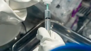 Жительница Астаны не смогла найти вакцину от бешенства - что ответили в “СК-Фармации“