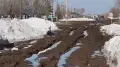 Жители в Павлодарской области жалуются, что утопают в грязи и живут без дорог