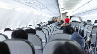 Сразу четыре врача спасали пассажира на рейсе в Астану