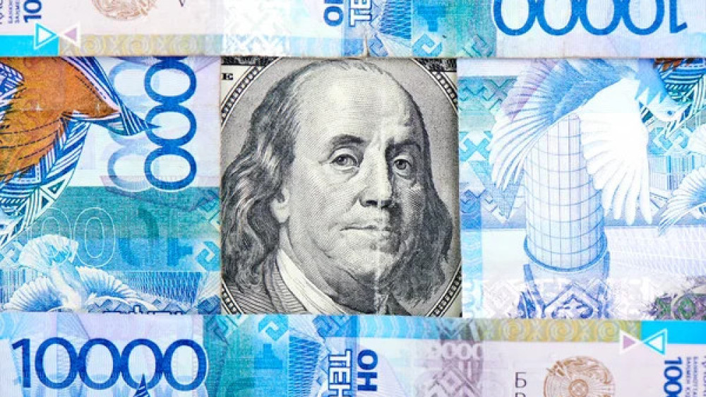 Курс доллара, пожар в акимате и новый закон. Главные новости за 8 апреля