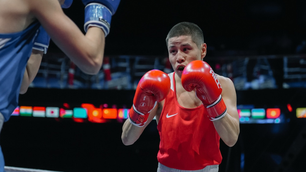 Чемпион мира из Казахстана камбэком забрал золото ЧА-2026