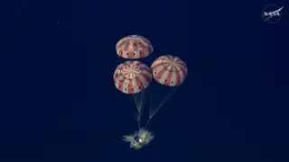 Миссия “Артемида-2“ завершилась: экипаж успешно вернулся на Землю