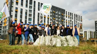 Более тысячи сотрудников банков поддержали акцию “Таза Қазақстан“ в Астане
