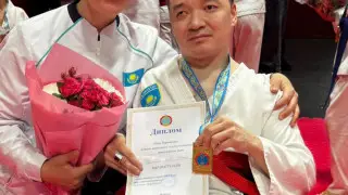 Казахстанский спортсмен с инвалидностью обвинил руководство в вымогательстве