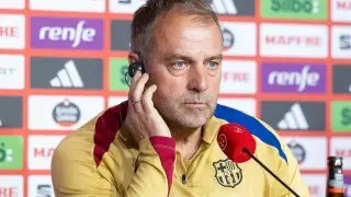 Тренер “Барселоны“ пожаловался на газон перед судьбоносным матчем ЛЧ