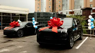 В Алматы разыграли автомобили: один из призов уехал прямиком в роддом