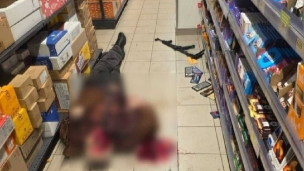 В Киеве мужчина открыл стрельбу на улице и взял заложников: 6 погибших, 15 раненых