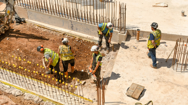 Штрафы надо увеличивать - министр Ертаев о незаконном найме мигрантов