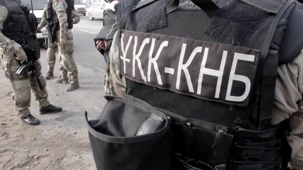 Троих полицейских задержали в Рудном