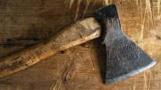 Ученица пришла в школу с топором по указанию из соцсетей в Алматы