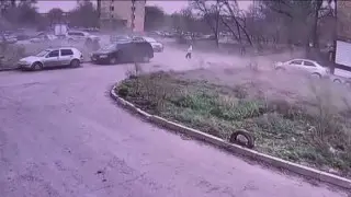 Штормовой ветер сорвал кровли домов и школы в Карагандинской области