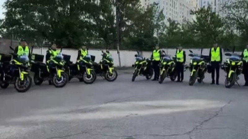 Кадры из видео