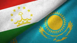 Союзнические отношения с Таджикистаном - Токаев подписал новый закон