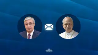 Токаев поздравил папу римского
