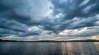 Штормовые предупреждения объявили в Астане, Шымкенте и во всех регионах