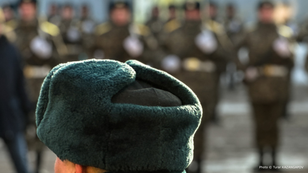 После гибели срочника в Актау командира части ждёт суд, офицеров освободили от должностей