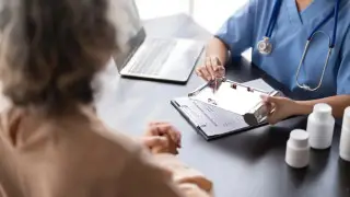 Работодателей обяжут оплачивать казахстанцам дополнительный трёхдневный отпуск