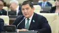 “900 тысяч не хватает”. Депутат Базарбек попросил жену выйти на работу