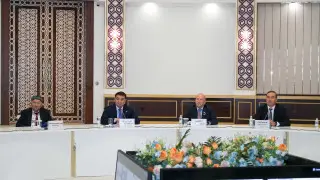 Аким Туркестанской области передал жителям благодарность от Президента по итогам саммита ОТГ