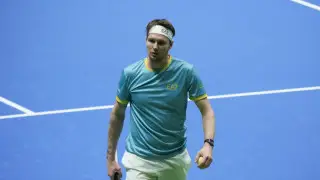 Александр Бублик драматично проиграл в шаге от финала турнира в Женеве