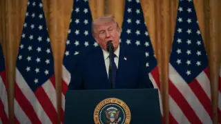 Трамп призвал Иран не торопиться со сделкой и “сделать все правильно“