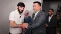 Чемпиону Казахстана по греко-римской борьбе подарили квартиру в Костанае