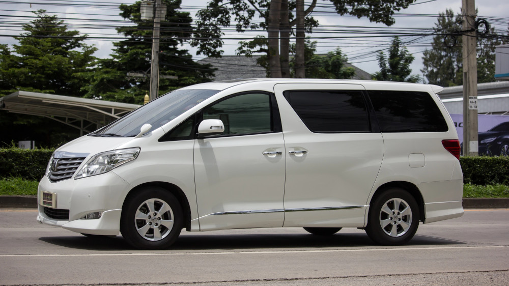 Alphard-ы под прицелом дорожников - на трассах начались рейды по “праворулькам“ и не только