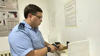 Пять языков и истории помощи: как казахстанский полицейский становится своим в любой стране