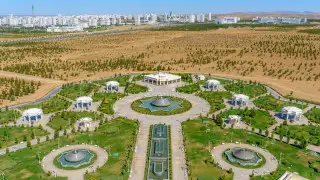 Куда казахстанцы могут поехать без паспорта в 2026 году