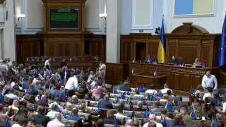 Правительство Украины ушло в отставку вслед за премьером