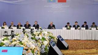 Казахстан и Китай вступили в новое “золотое тридцатилетие“ - Токаев