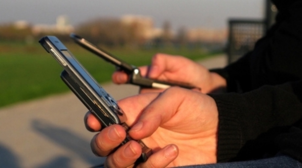 Kazakhstan cellular operators halved costs