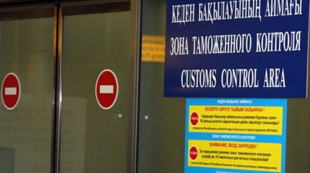 Massimov says improvement of customs in CES is special task
