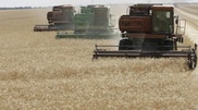 Kazakhstan farmers offered 800 combine harvesters at discount