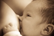 Australian study links breast milk to nut allergies 