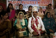 UK immigration laws spark Pakistan wedding boom 