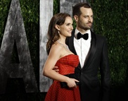 Hollywood star Portman weds her 'Black Swan' love 