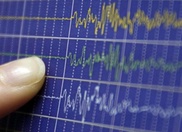 Strong quake forces tourists to flee hotels in Mexico 