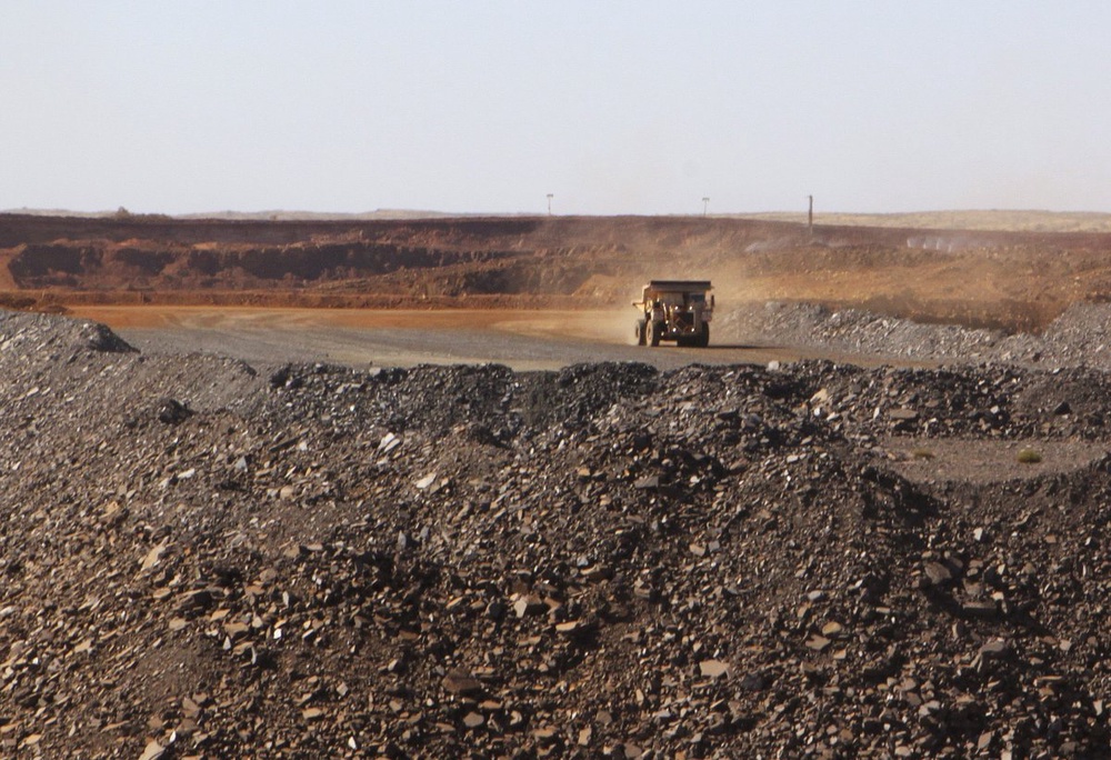 S&P warns of little iron ore respite for miners 
