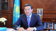 Serik Akhmetov discusses trade and economics with Angela Merkel