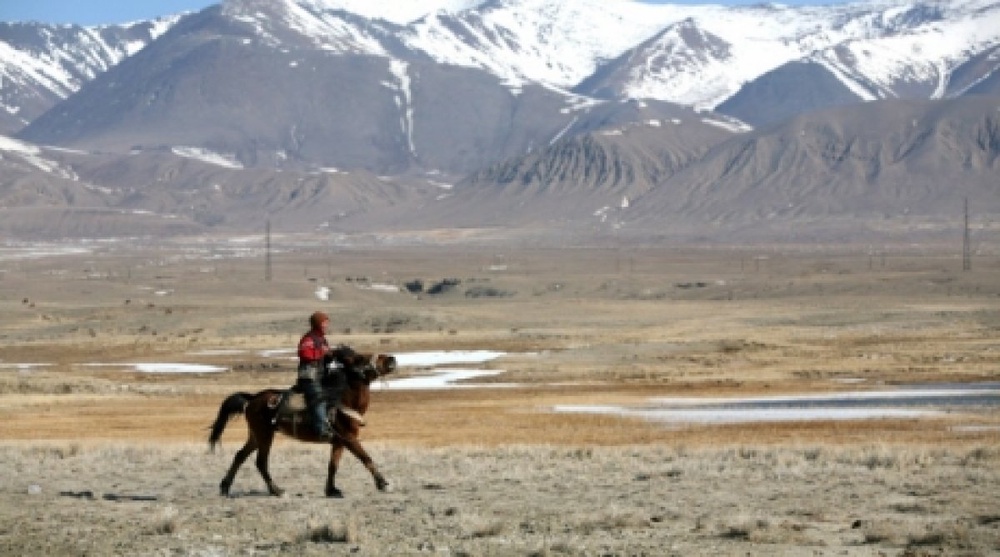 U.S. will train Kazakhstan cowboys