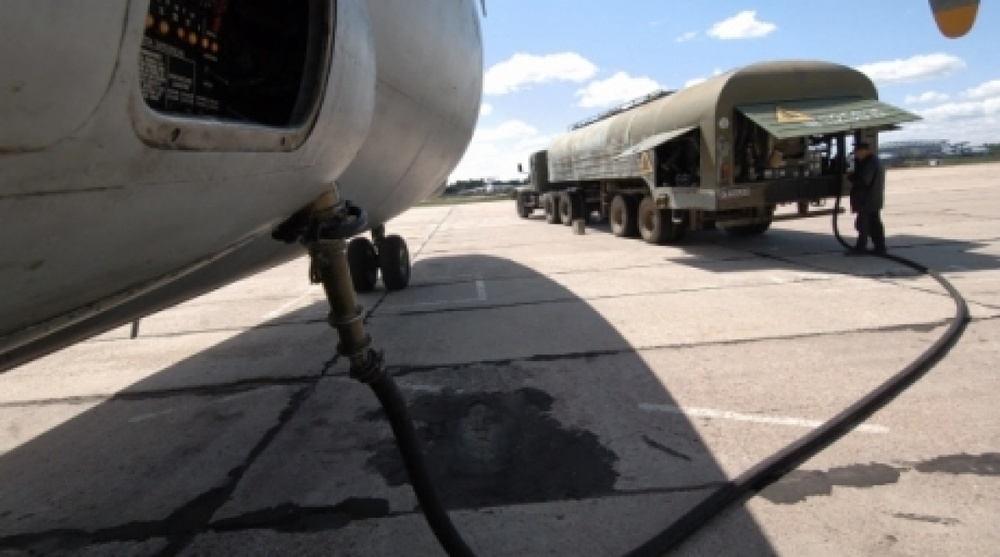 Aviation fuel shortages explained