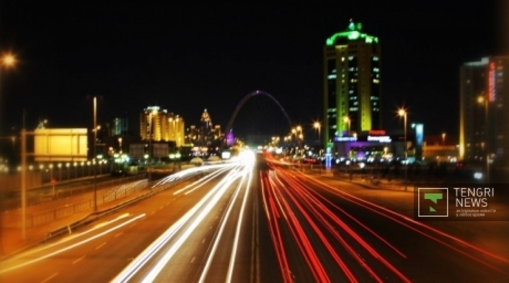 Multi-story buildings waste heat energy in Kazakhstan